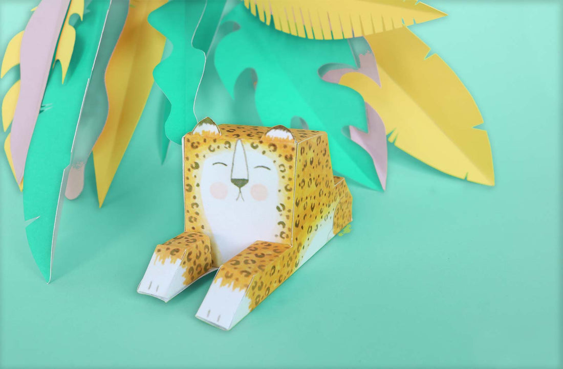 Leopoldo paper toy by Pelham