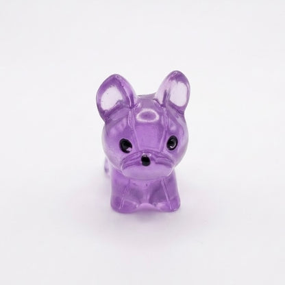 Mini Figuras de Resina "Glow-In-The-Dark" – Colección Chihuahua 1.5 cm – Proyecto Ensamble