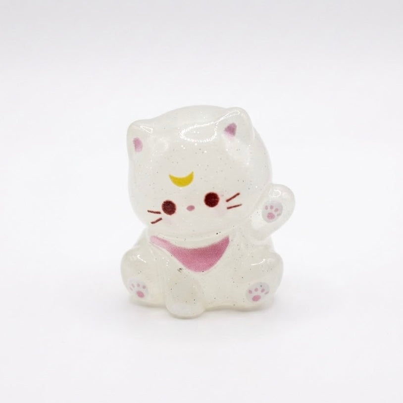 Mini Figuras de Resina Glow in the Dark | Colección Gatos 2 cm | Proyecto Ensamble
