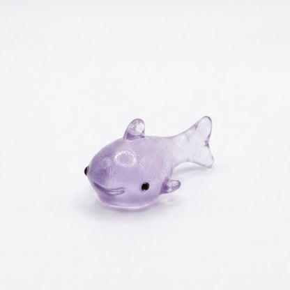 Mini Figuras de Resina "Glow-In-The-Dark" – Colección KOI 1.5 cm – Proyecto Ensamble