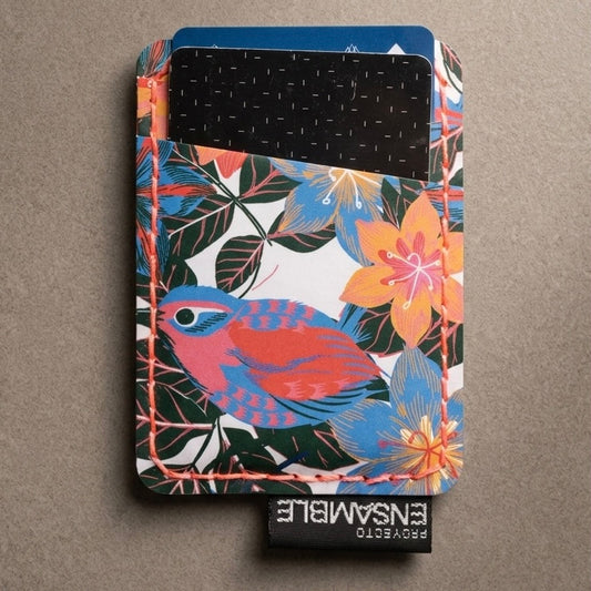 Tarjetero de papel laminado diseño Floral Pájaro objeto de ingeniería de papel por Proyecto Ensamble