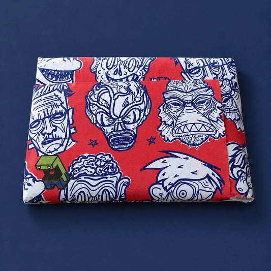 Tarjetero de papel termolaminado impermeable ilustración Monstruos del Cine por Don Libedlulo para Proyecto Ensamble 2